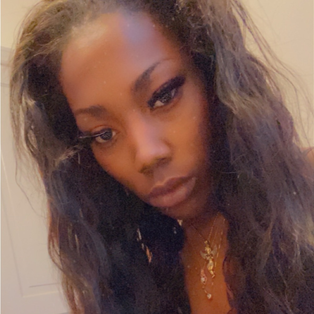 Meet your Posher, Latrise